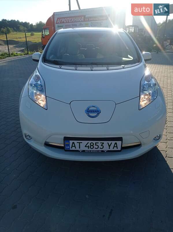 Хэтчбек Nissan Leaf 2012 в Коломые фото 4 Хэтчбек Nissan Leaf 2012 в Коломые