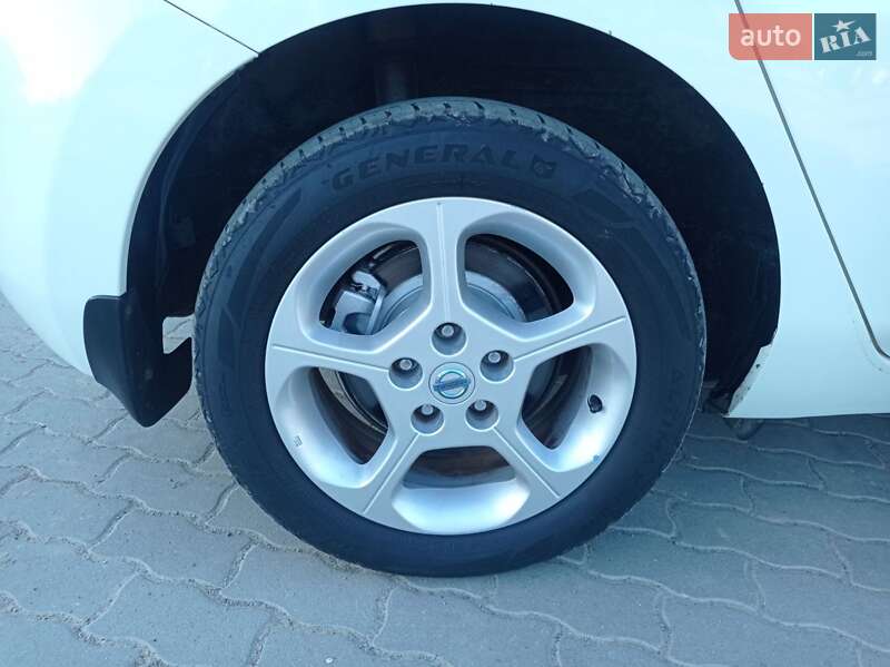 Хэтчбек Nissan Leaf 2012 в Коломые фото 8 Хэтчбек Nissan Leaf 2012 в Коломые