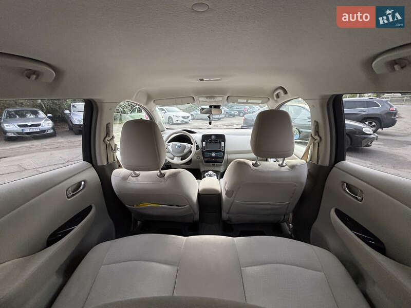 Хэтчбек Nissan Leaf 2012 в Киеве фото 12 Хэтчбек Nissan Leaf 2012 в Киеве