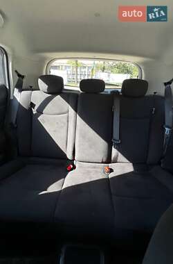 Хэтчбек Nissan Leaf 2015 в 