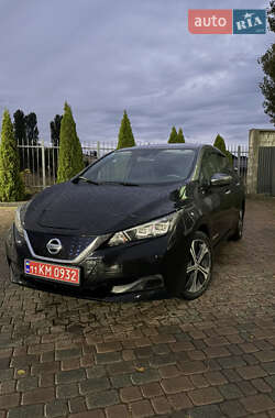 Хетчбек Nissan Leaf 2019 в Сарнах