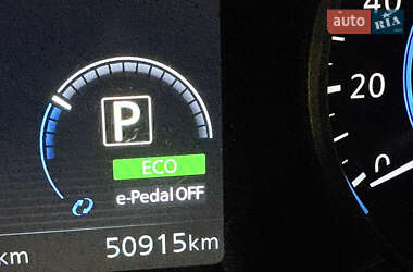 Хэтчбек Nissan Leaf 2019 в 