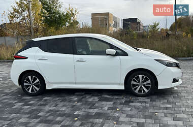 Хетчбек Nissan Leaf 2018 в 