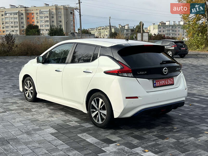 Хэтчбек Nissan Leaf 2018 в Виннице фото 15 Хэтчбек Nissan Leaf 2018 в Виннице