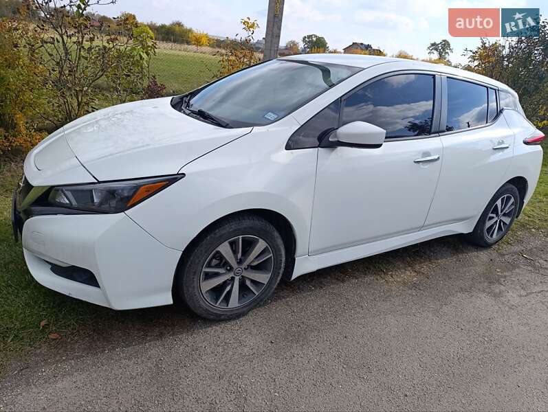 Хетчбек Nissan Leaf 2020 в Тернополі