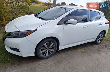 Хэтчбек Nissan Leaf 2020 в 