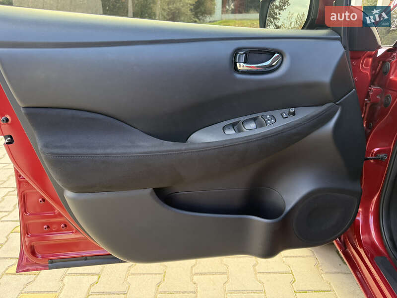 Хэтчбек Nissan Leaf 2017 в Белгороде-Днестровском фото 14 Хэтчбек Nissan Leaf 2017 в Белгороде-Днестровском