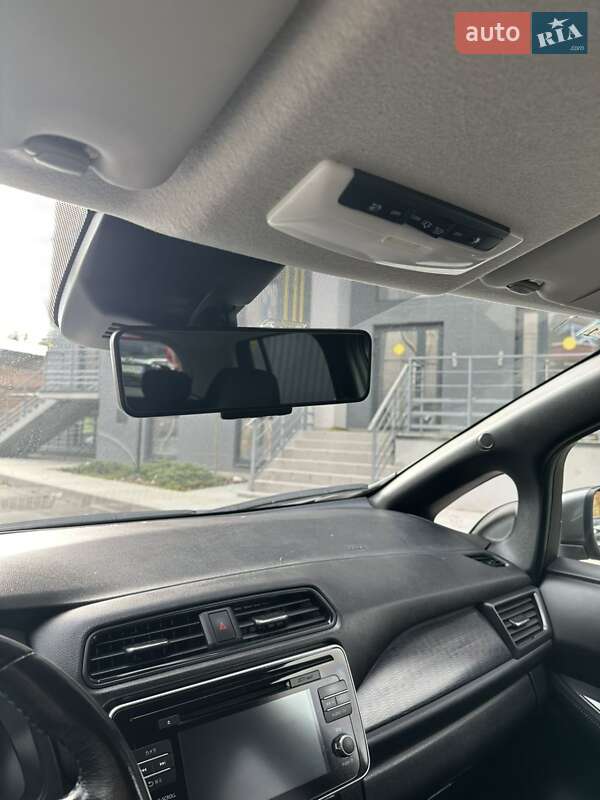 Хэтчбек Nissan Leaf 2019 в Фастове