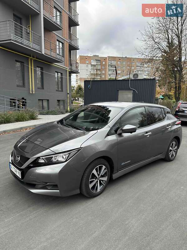 Хэтчбек Nissan Leaf 2019 в Фастове