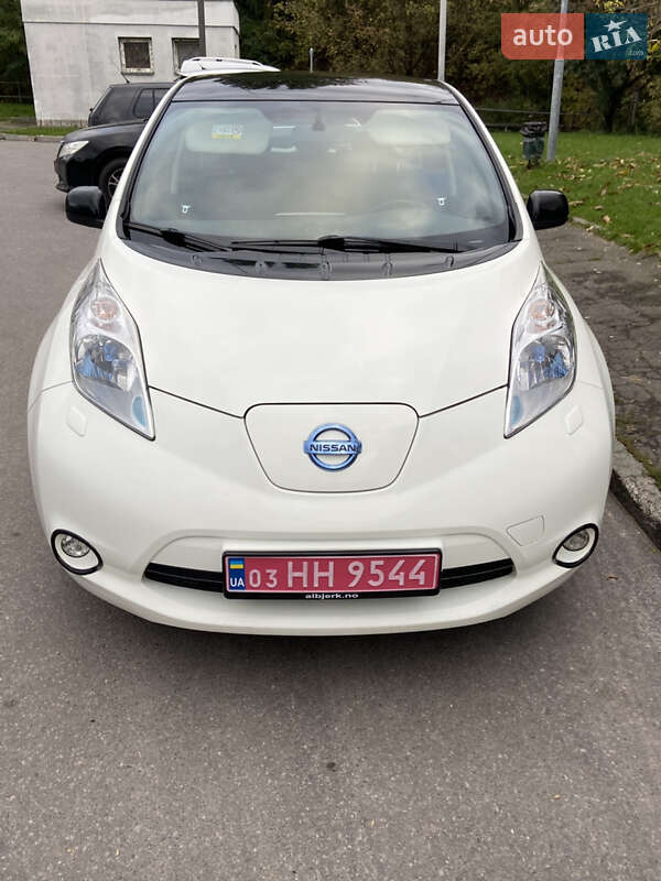 Хетчбек Nissan Leaf 2014 в Вінниці
