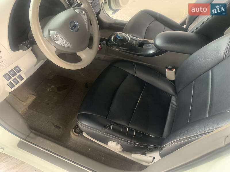 Хэтчбек Nissan Leaf 2012 в Трускавце фото 14 Хэтчбек Nissan Leaf 2012 в Трускавце