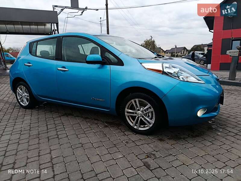 Хетчбек Nissan Leaf 2013 в Івано-Франківську