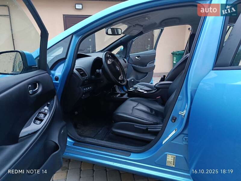 Хетчбек Nissan Leaf 2013 в Івано-Франківську