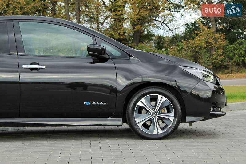 Хэтчбек Nissan Leaf 2019 в Виннице фото 22 Хэтчбек Nissan Leaf 2019 в Виннице