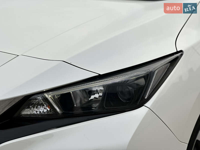 Хетчбек Nissan Leaf 2019 в Рівному