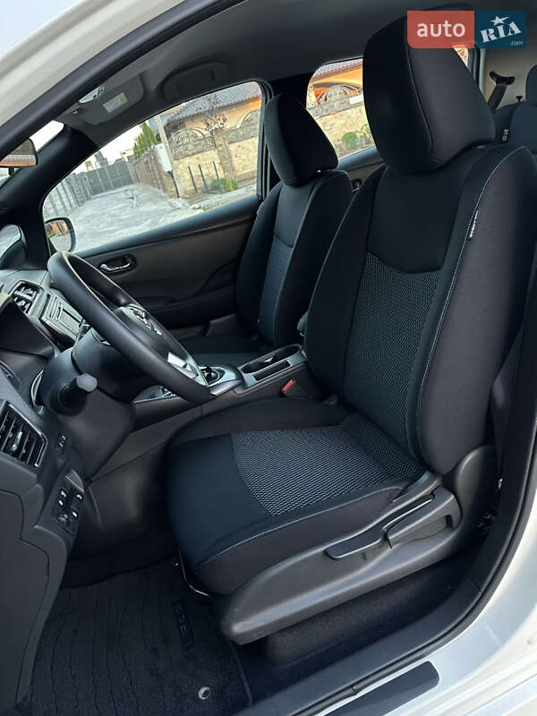 Хетчбек Nissan Leaf 2019 в Рівному