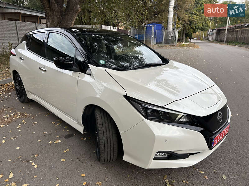 Хэтчбек Nissan Leaf 2023 в Днепре фото 4 Хэтчбек Nissan Leaf 2023 в Днепре