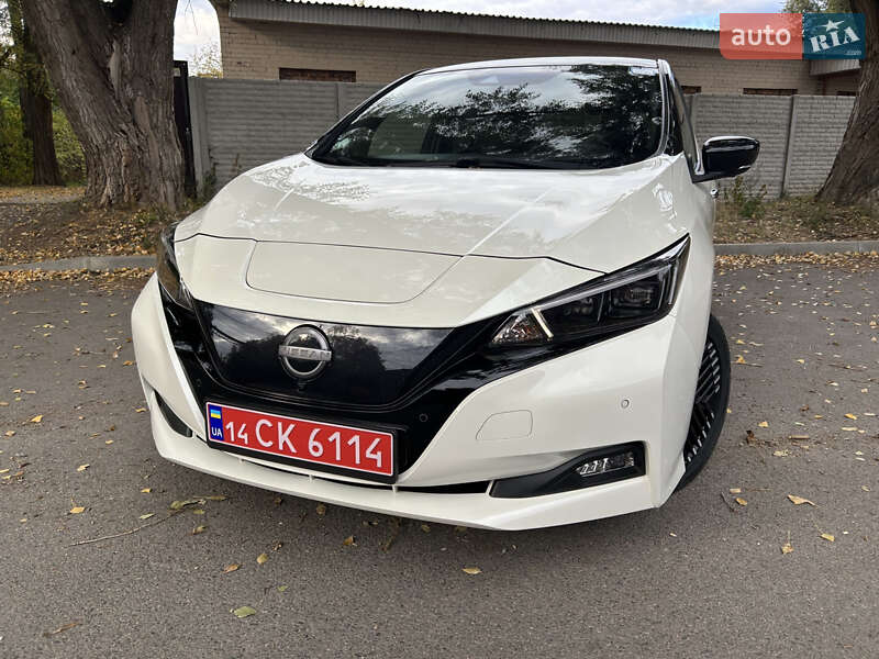 Хэтчбек Nissan Leaf 2023 в Днепре фото 2 Хэтчбек Nissan Leaf 2023 в Днепре