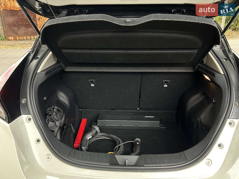 Хэтчбек Nissan Leaf 2023 в Днепре фото 14 Хэтчбек Nissan Leaf 2023 в Днепре