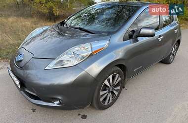 Хэтчбек Nissan Leaf 2014 в Днепре