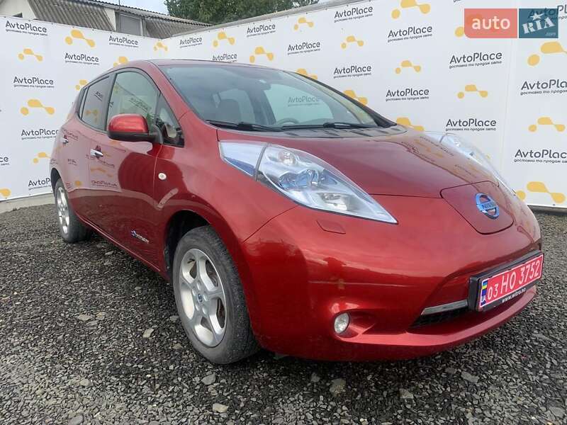 Хэтчбек Nissan Leaf 2013 в Луцке фото Хэтчбек Nissan Leaf 2013 в Луцке