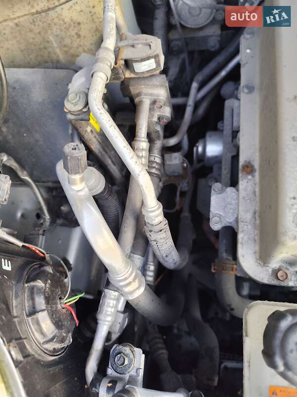 Хэтчбек Nissan Leaf 2016 в Ровно