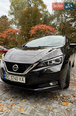 Хетчбек Nissan Leaf 2018 в Дрогобичі