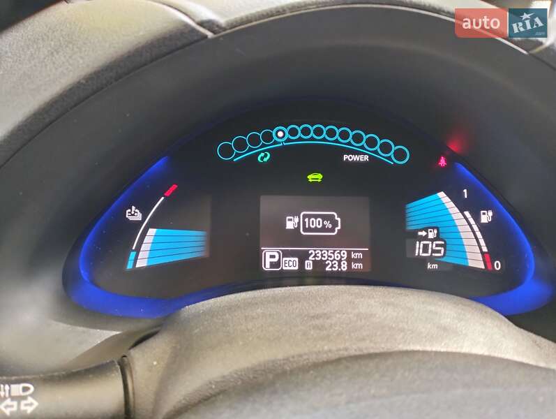 Хетчбек Nissan Leaf 2013 в Львові