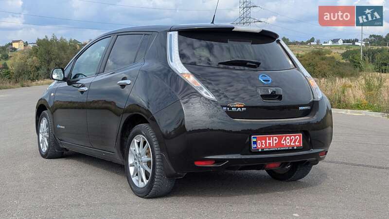 Хетчбек Nissan Leaf 2016 в Дрогобичі