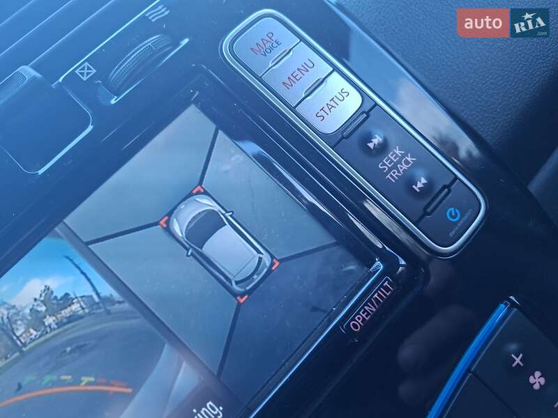 Хэтчбек Nissan Leaf 2016 в Виннице