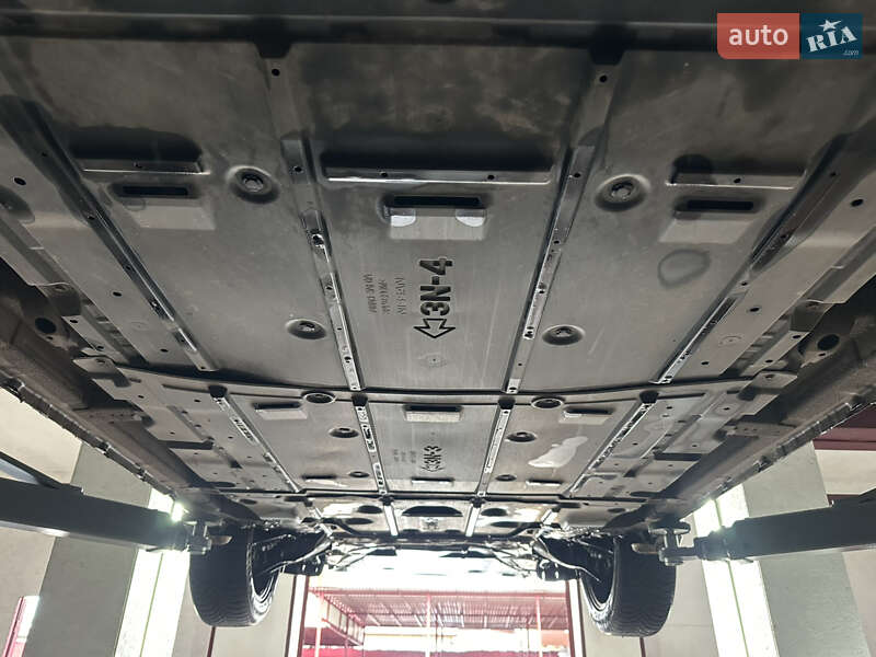 Хетчбек Nissan Leaf 2015 в Сокалі фото 35 Хетчбек Nissan Leaf 2015 в Сокалі