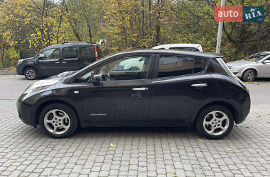 Хэтчбек Nissan Leaf 2014 в 