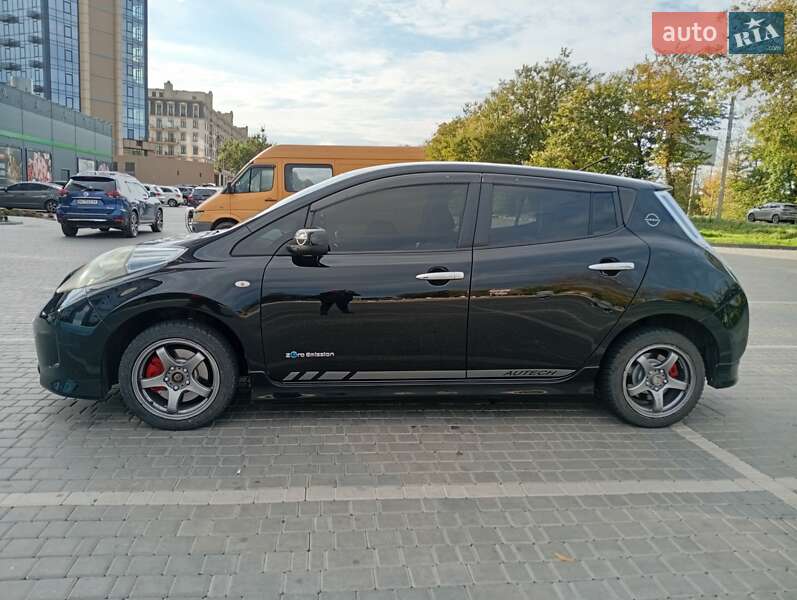 Хетчбек Nissan Leaf 2014 в Одесі