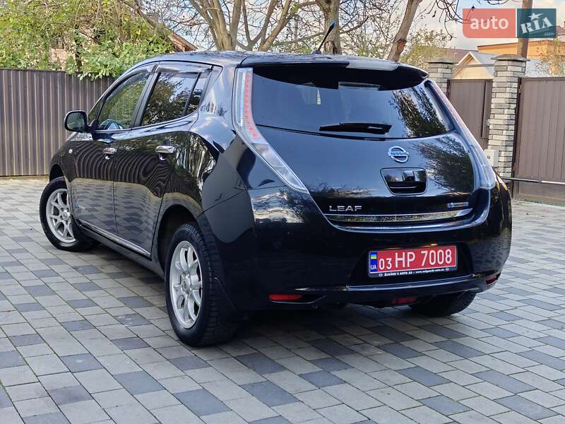 Хэтчбек Nissan Leaf 2014 в Ивано-Франковске