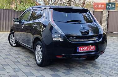 Хэтчбек Nissan Leaf 2014 в 