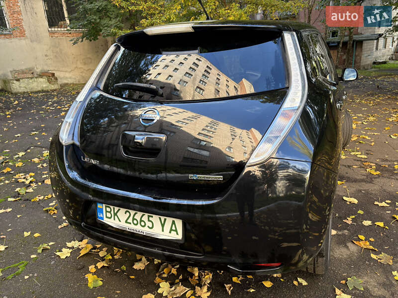 Хэтчбек Nissan Leaf 2012 в Ровно фото 4 Хэтчбек Nissan Leaf 2012 в Ровно
