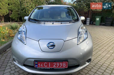 Хэтчбек Nissan Leaf 2012 в Львове