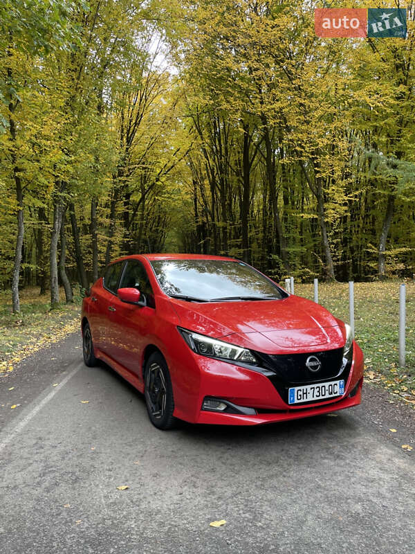 Хетчбек Nissan Leaf 2022 в Луцьку фото Хетчбек Nissan Leaf 2022 в Луцьку