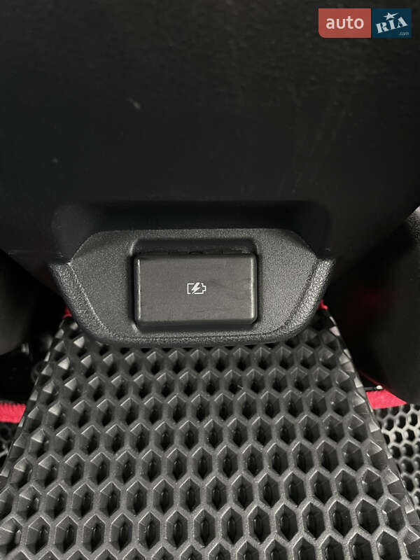 Хетчбек Nissan Leaf 2022 в Луцьку фото 24 Хетчбек Nissan Leaf 2022 в Луцьку