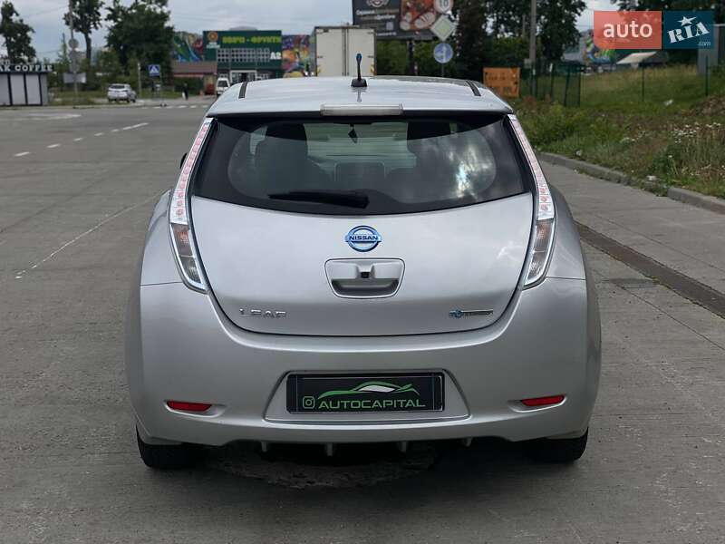 Хетчбек Nissan Leaf 2013 в Києві