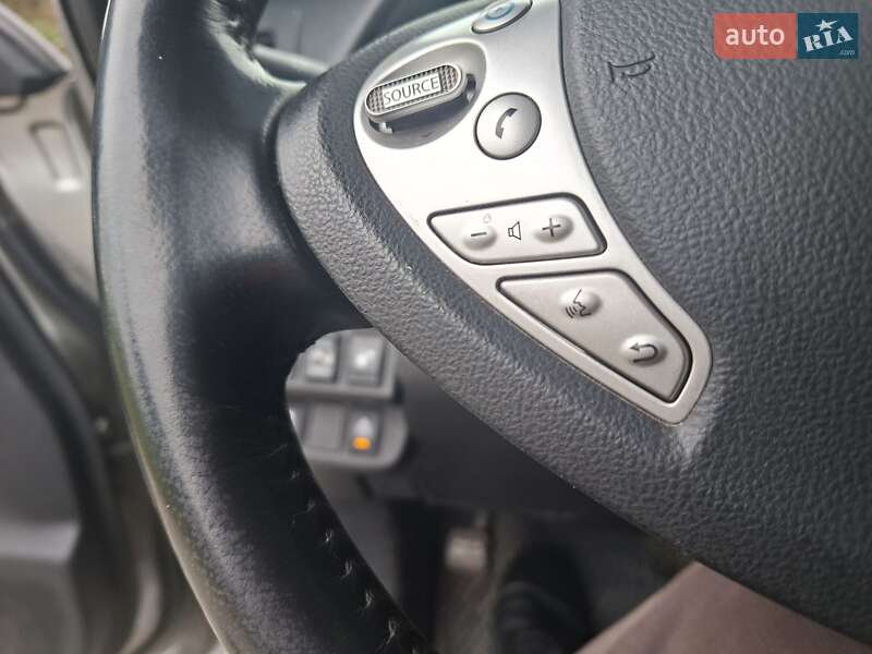 Хэтчбек Nissan Leaf 2016 в Виннице