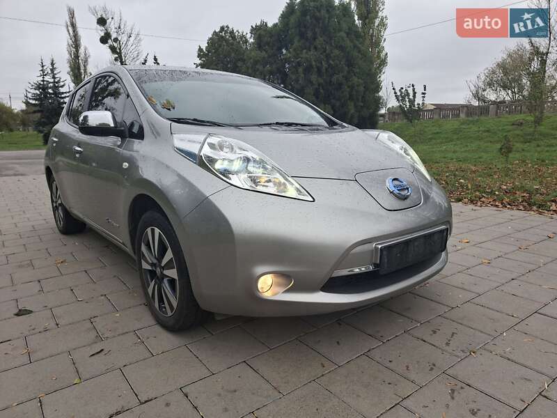 Хэтчбек Nissan Leaf 2016 в Виннице