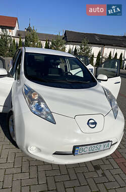 Хетчбек Nissan Leaf 2013 в Золочеві