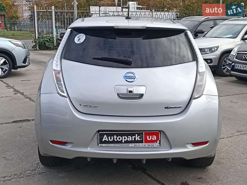 Хетчбек Nissan Leaf 2016 в Харкові