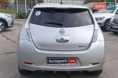 Хэтчбек Nissan Leaf 2016 в 
