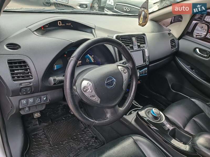 Хетчбек Nissan Leaf 2016 в Харкові