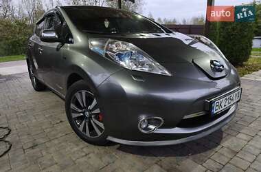 Хэтчбек Nissan Leaf 2014 в Ровно Хэтчбек Nissan Leaf 2014 в Ровно