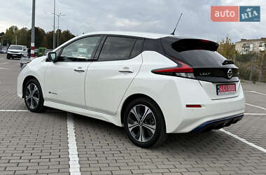 Хэтчбек Nissan Leaf 2020 в 