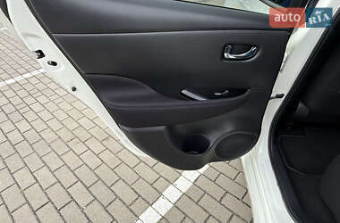 Хэтчбек Nissan Leaf 2020 в 