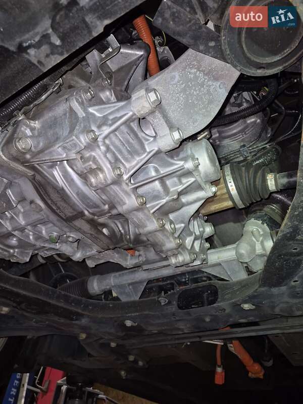 Хэтчбек Nissan Leaf 2013 в Днепре